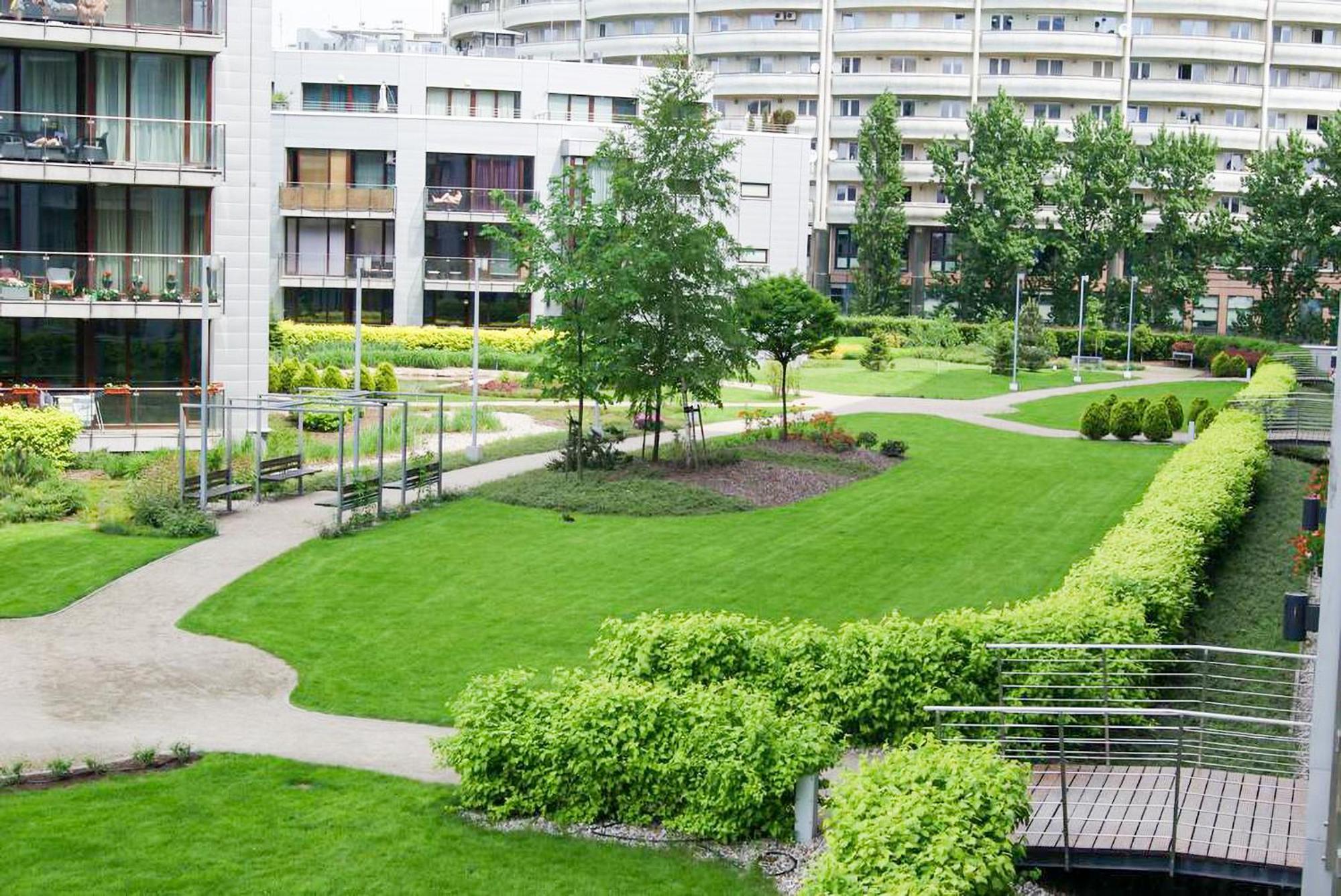 Triton Apartments Warschau Exterior foto